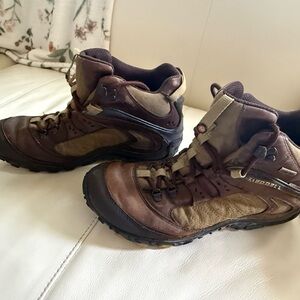 Merrell Women’s Two-Tone Brown Hiking Boots waterproof.